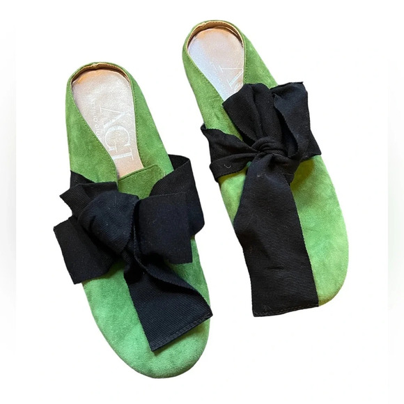 Attilio Giusti Leombruni Shoes - AGL NWOT Kelly Green Bowtie Mules, size 39